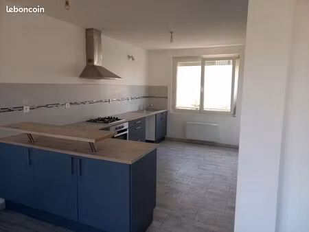 location maison sur carhaix