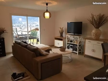 maison de village à louer à groissiat