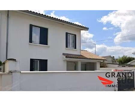 propriété 4 pièces 81 m²