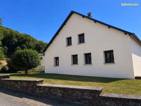 maison familiale entièrement rénovée – 6 chambres – disponible au 1er septembre