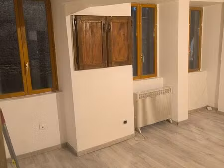 location maison de ville