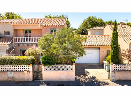 sainte marie la mer secteur plage : maison 5 pièces avec grand garage à vendre