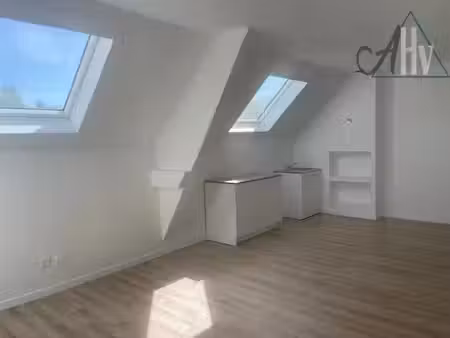 location appartement 2 pièces 48.98 m² à everly (77157)  590 €