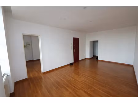 location appartement 3 pièces 62 m² à la charité-sur-loire (58400)