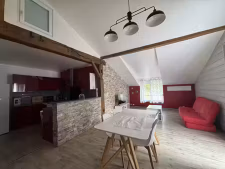 location appartement 2 pièces 52 m² à saint-jean-le-vieux (64220)