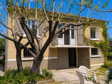 maison avec fort potentiel sur 2 133 m2 de terrain constructible et divisible