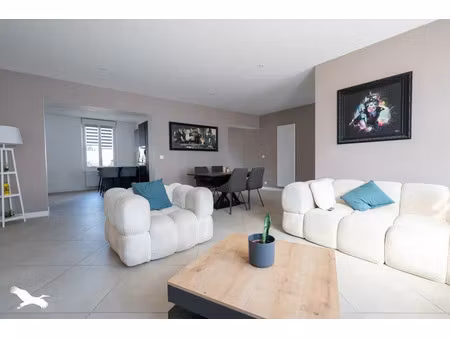 vente maison 5 pièces 155 m² rochefort (17300)