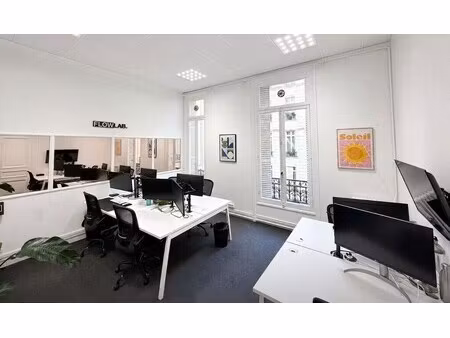 location bureau paris 8eme 75008 16m² à 76m²