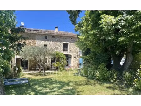 mas de 1804 entièrement restauré  proche du centre-ville de vaison-la-romaine