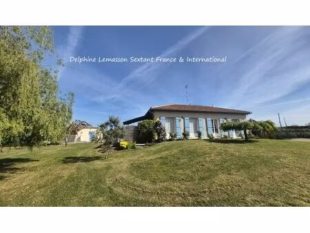maison de plain-pied avec piscine près de bergerac