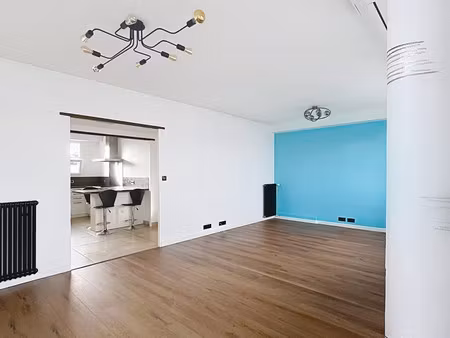 pau norman prince- vaste t3/4 avec climatisation et grand balcon