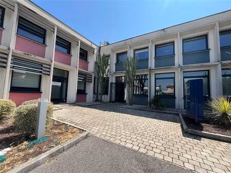 location bureau cagnes sur mer 110 m²