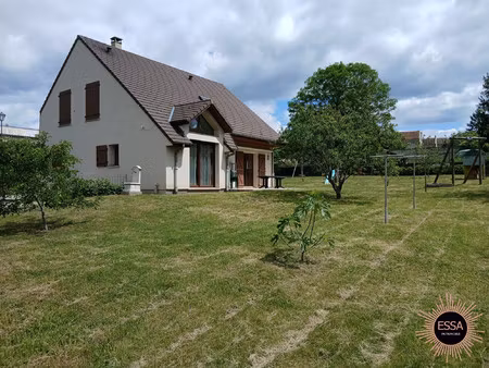 breuil-bois-robert – maison familiale f7 atypique de 150 82 m?