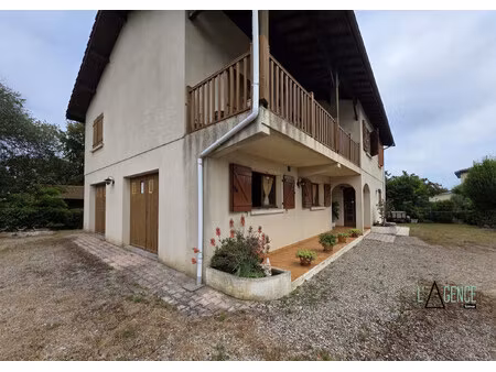 maison familiale 140m²  à fort potentiel à mérignac quartier