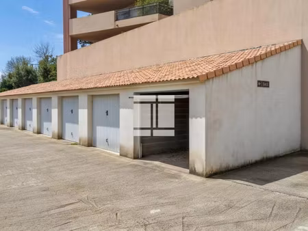 vente parking 15 m² à bastia (20200)  25 000 €