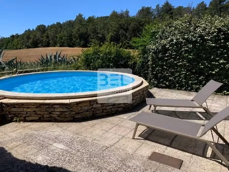 mas authentique à tresques: charme et confort provençal