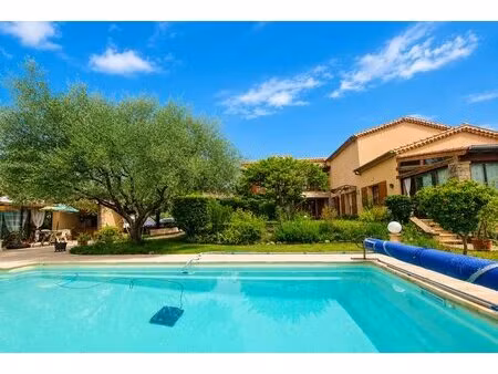 ales - villa 220m² avec piscine & pool house - 4 chambres- proche commerces