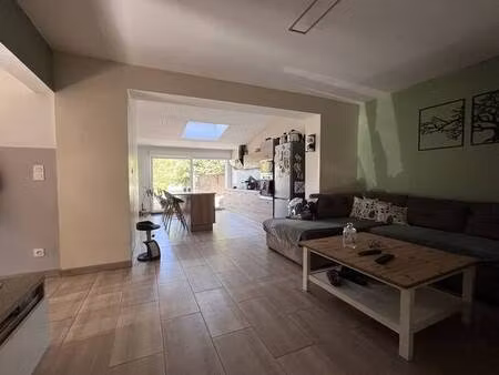 maison 4 chambres  130m2 très bon état