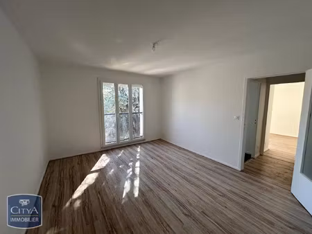 appartement à louer 2 pièces 42 m² - clermont-ferrand (63) - 592€