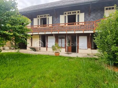 maison de village de 205 m² à chef-boutonne