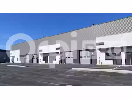 location local d’activités savigny le temple 77176 218m²