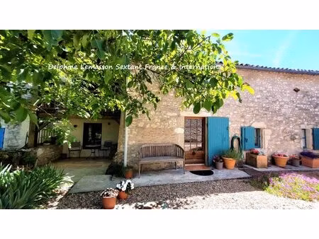 charmante maison de style cottage avec jardin  proche de duras