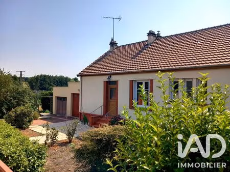 maison de village à berd’huis (61340)