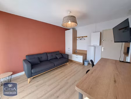 appartement à louer 2 pièces 25.05 m² - royan (17) - 635€