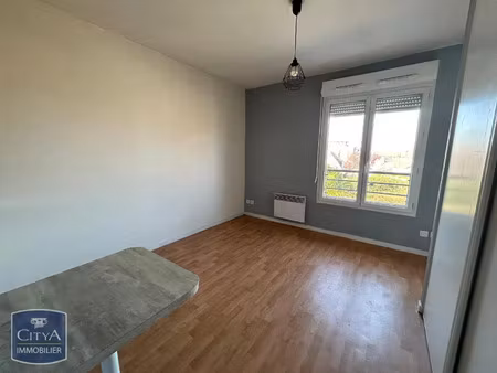 appartement à louer 1 pièce 20.12 m² - maubeuge (59) - 335€