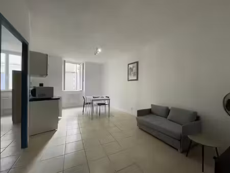 location appartement 2 pièces 38 m² à vals-les-bains (07600)