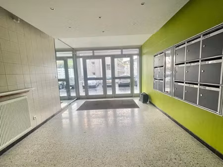 vente appartement 3 pièces 79 m² à saint-etienne (42000)  81 000 €