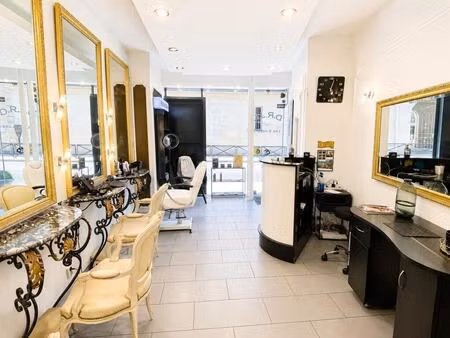 location commerce paris 75006 46m²
