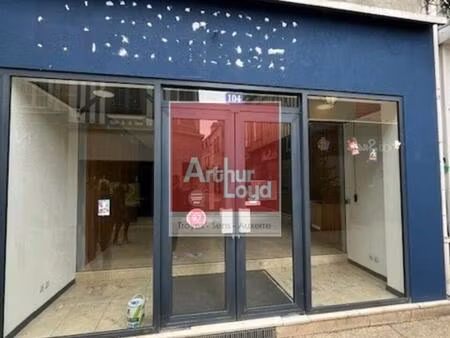 location commerce sens 89100 100m²