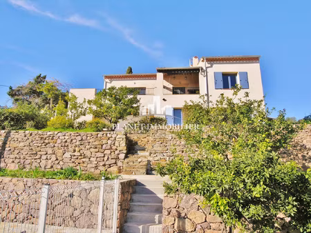 villa vue mer sur golfe juan