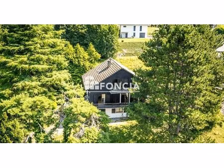bonneville : maison sur le coteau