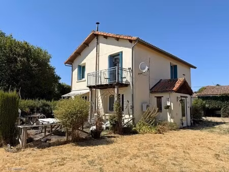 havre de paix : 4 chambres  grange  grange  piscine et vue dégagée