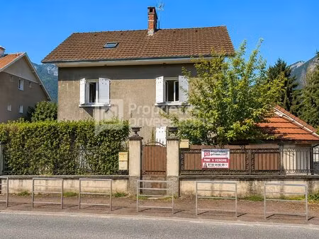 maison 3 appartements ugine 13 pièces 200 m2