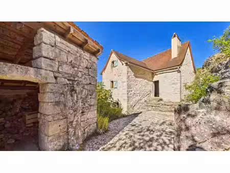 maison perchée au bout d une impasse !