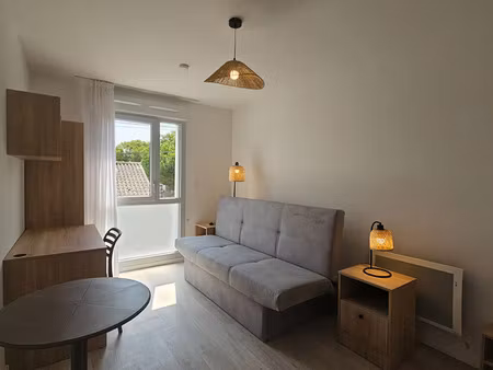 location appartement 1 pièce 18 m² à la rochelle (17000)