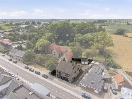 commercieel te koop in woumen met 3 slaapkamers