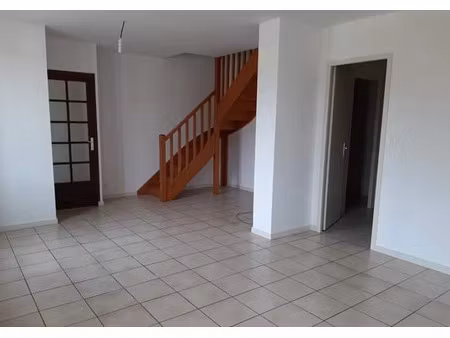 location maison 3 pièces à le haillan (33185)  1 050 €
