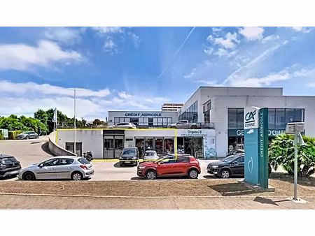 location locaux professionnels 0 pièces 207 m² à ajaccio (20000)  3 919 €