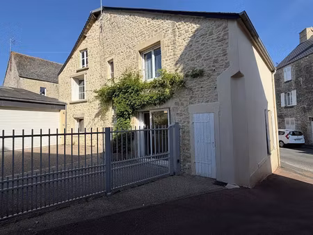 vente maison 6 pièces 135 m² à valognes (50700)  250 800 €