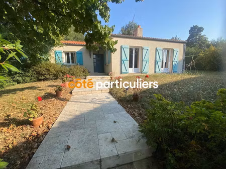 vente maison 5 pièces 135 m² à les herbiers (85500)  255 000 €