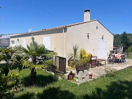 vente maison 4 pièces 94 m² à saint-andré-de-lidon (17260)  254 000 €