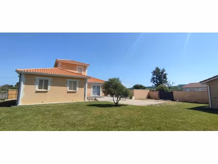 vente maison 5 pièces 133 m² à escondeaux (65140)  266 000 €