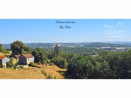 corps de ferme avec près de 3 hectares et vue dominante – bien rare à montignac-lascaux