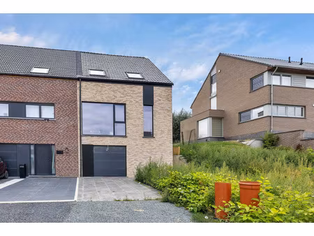 huis te koop in roosdaal met 3 slaapkamers