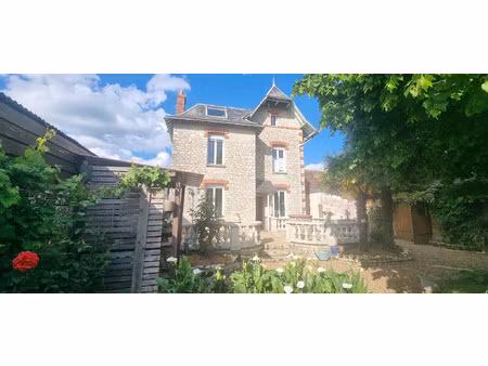 vente maison 7 pièces 178 m² cloyes-les-trois-rivières (28220)