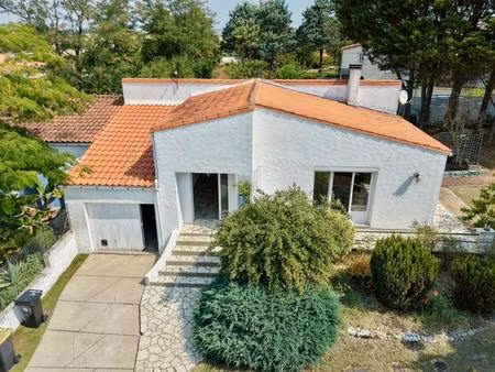 vente maison 4 pièces 107 m² barzan (17120)
